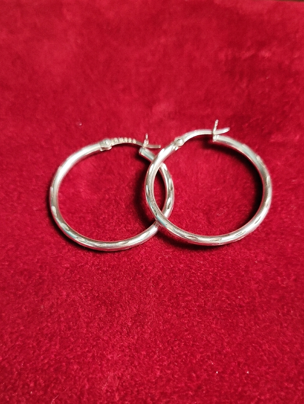JCM Jacmel Jewelry 925 Diamond Cut Hoop Earrings